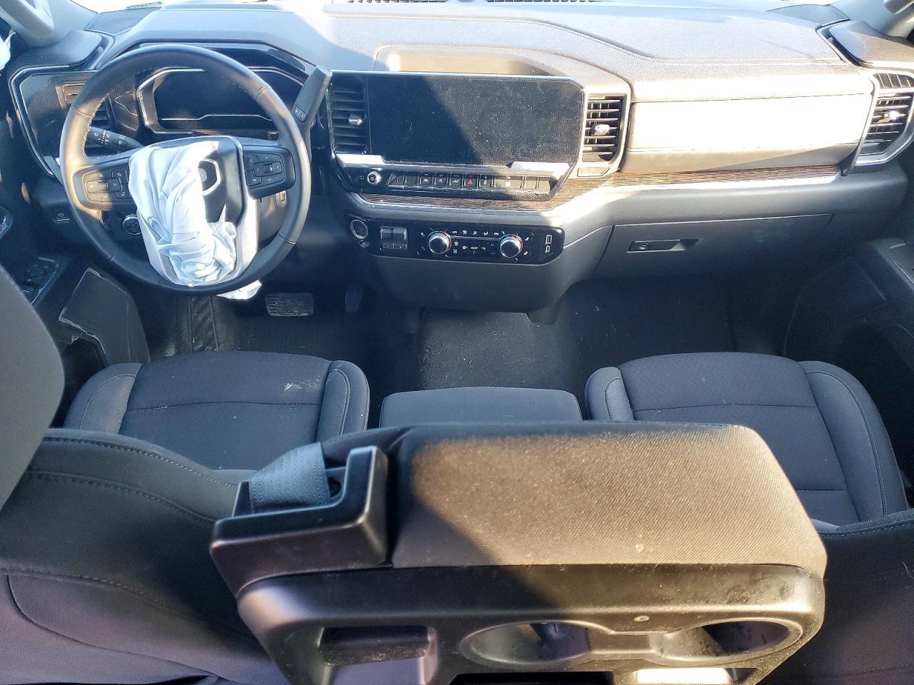 2024 GMC Sierra K1500 Elevation