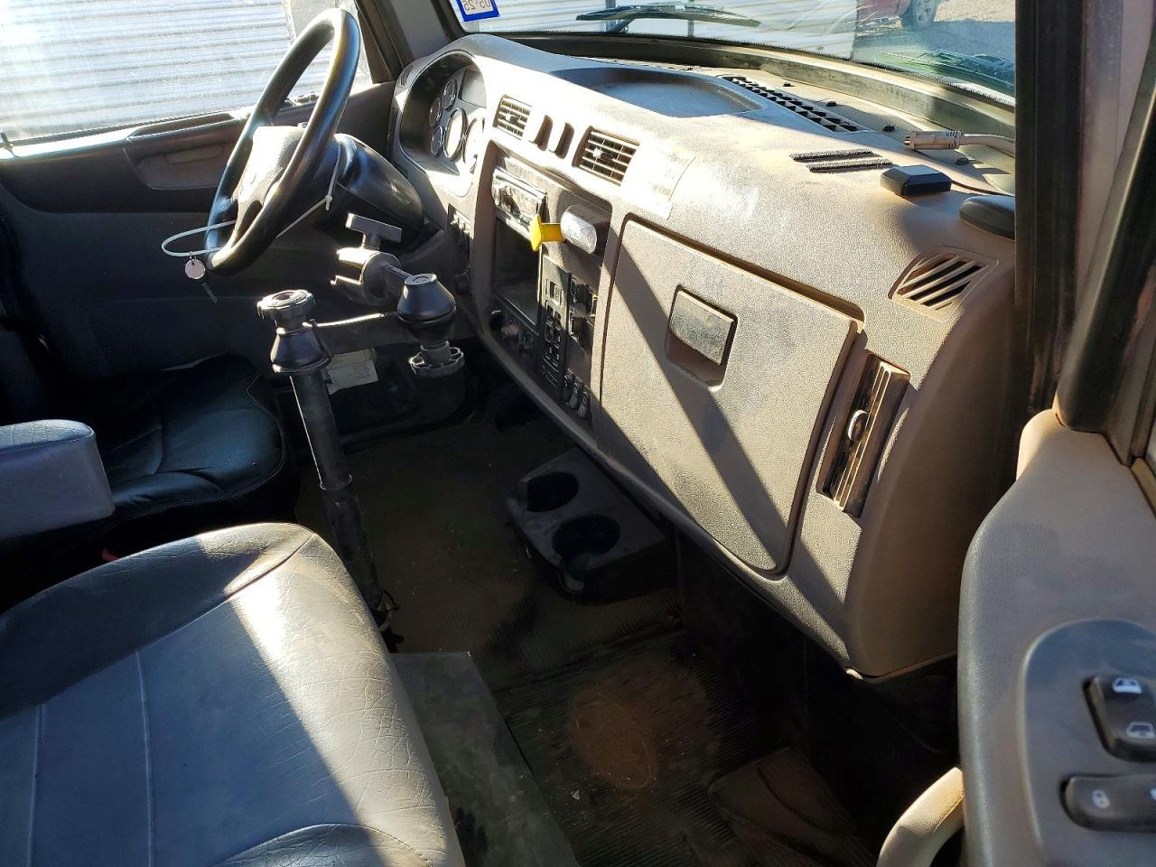 2015 Peterbilt 348 Vacuum Truck