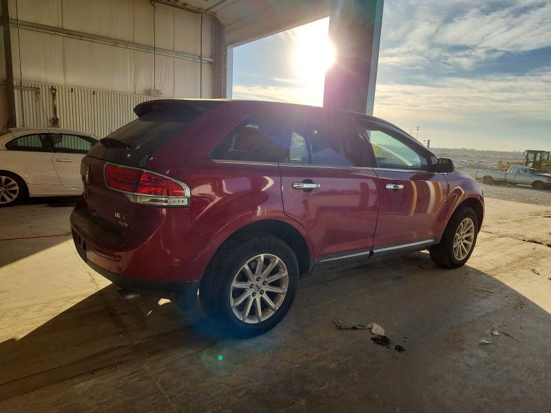 2013 Lincoln Townhouse MKX