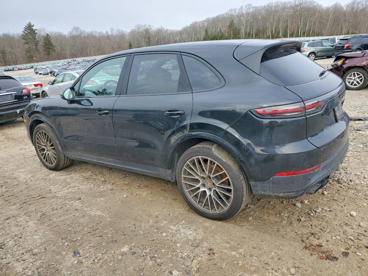 2023 Porsche Cayenne Base
