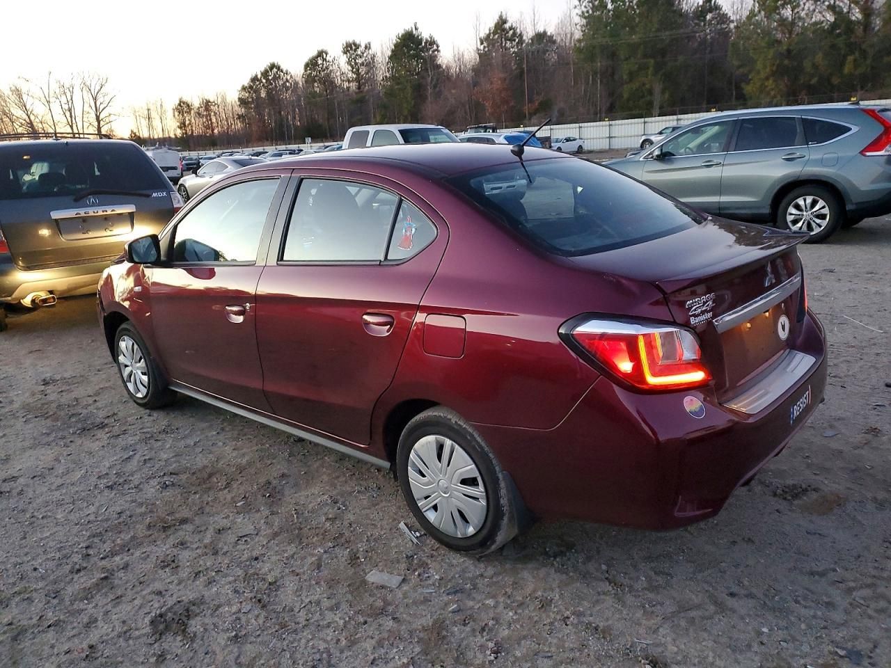 2023 Mitsubishi Mirage G4 es