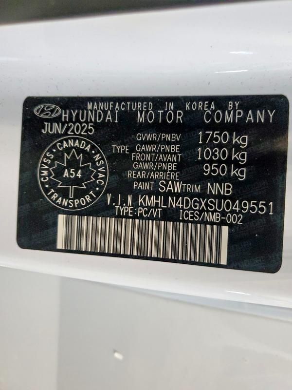 2025 Hyundai Elantra Luxury