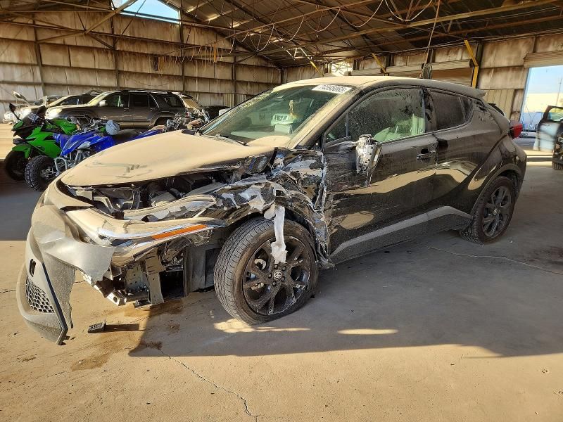 2021 Toyota C-hr xle