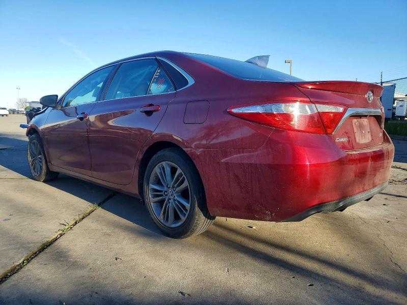 2015 Toyota Camry le