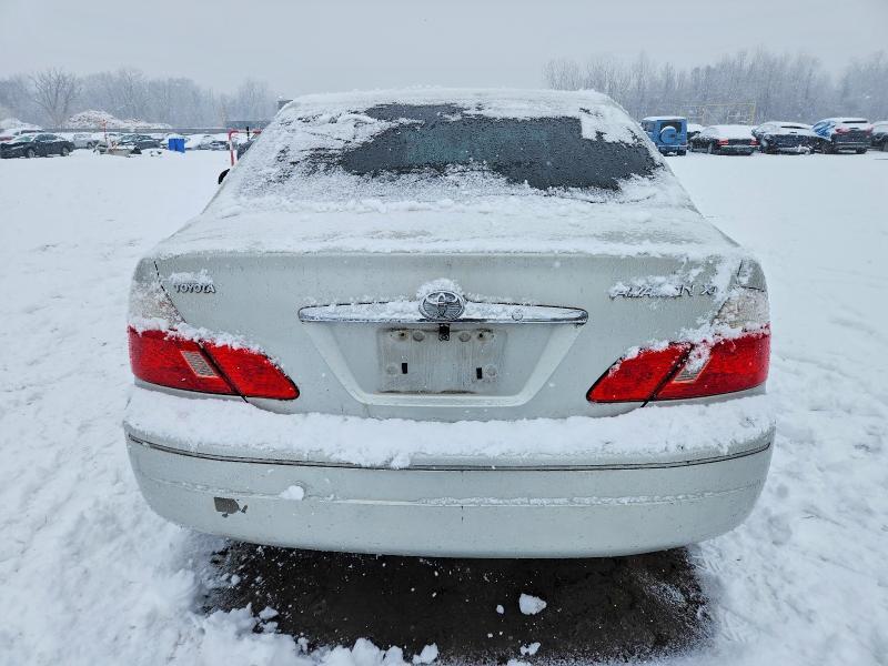 2003 Toyota Avalon xl