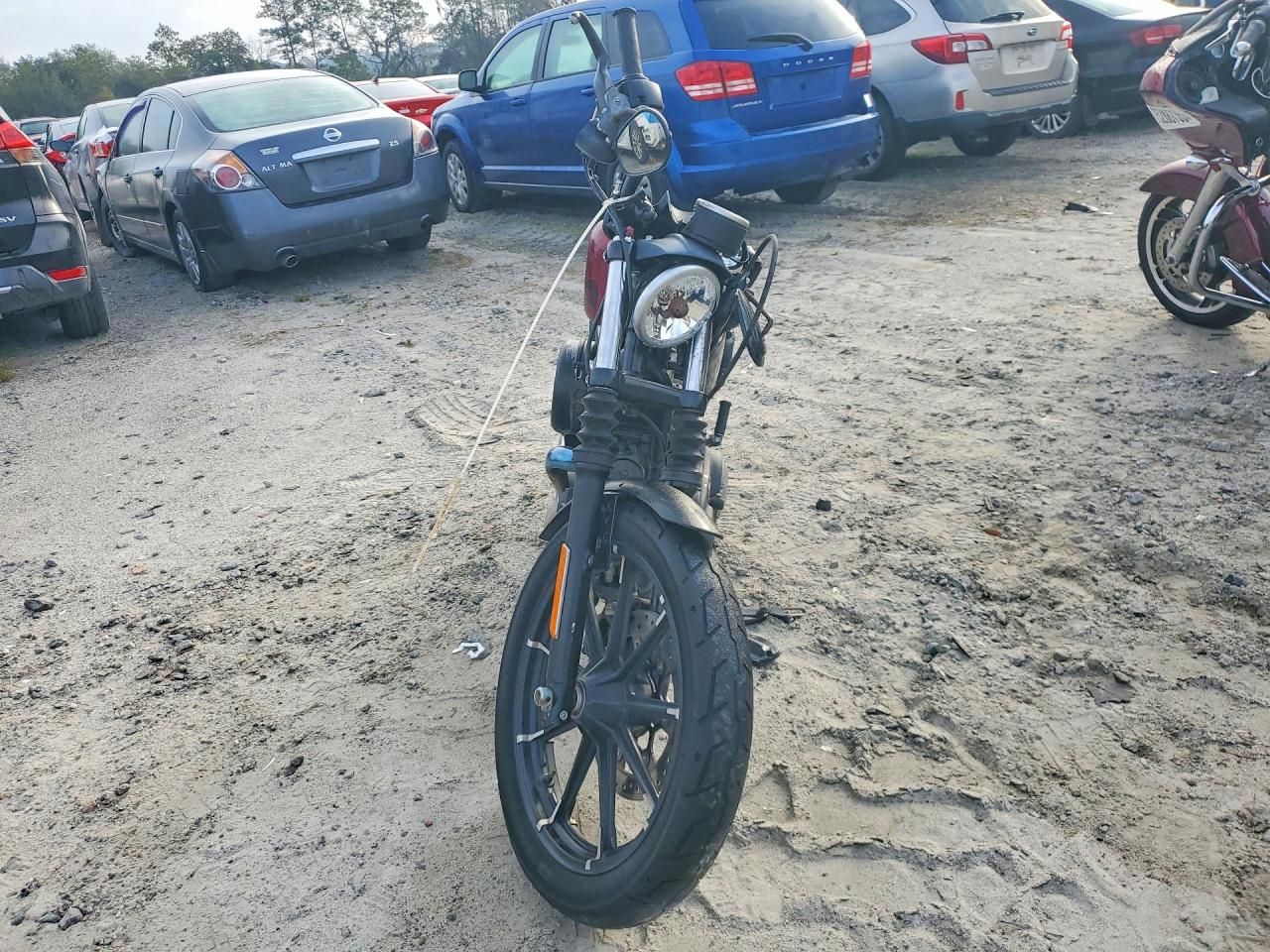 2017 Harley-Davidson XL883 Iron 883