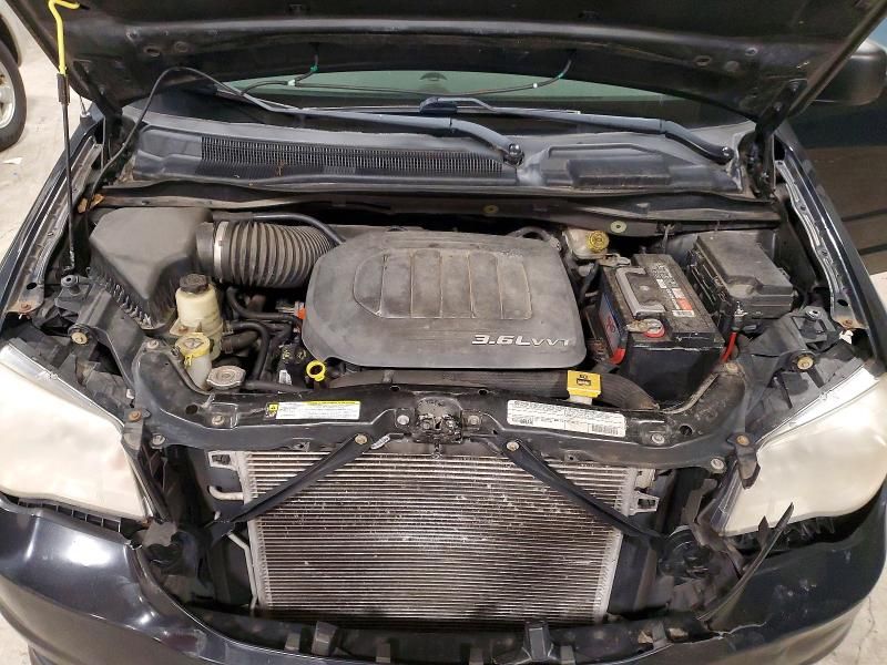 2012 Dodge Grand Caravan se