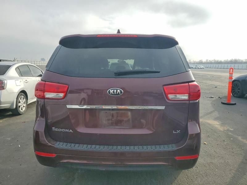 2017 KIA Sedona lx