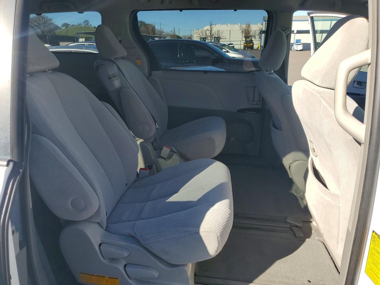 2011 Toyota Sienna le