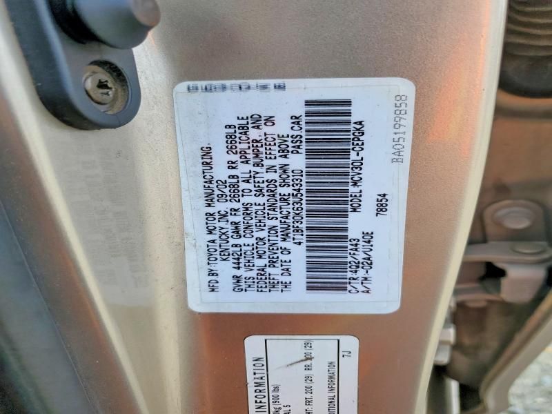 2003 Toyota Camry le