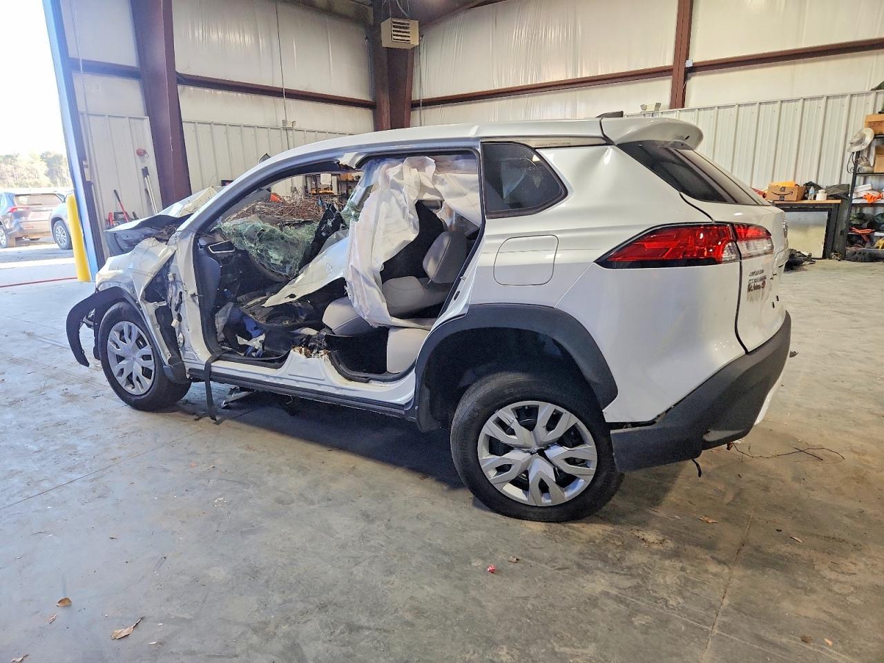 2022 Toyota Corolla Cross l