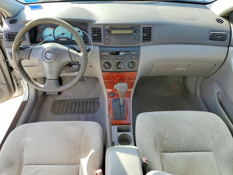 2004 Toyota Corolla le