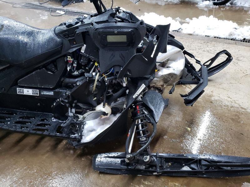 2022 Skidoo 2022 SKI-DOO MXZ TNT 850 E-TEC Snowmobile