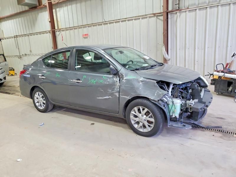 2018 Nissan Versa s
