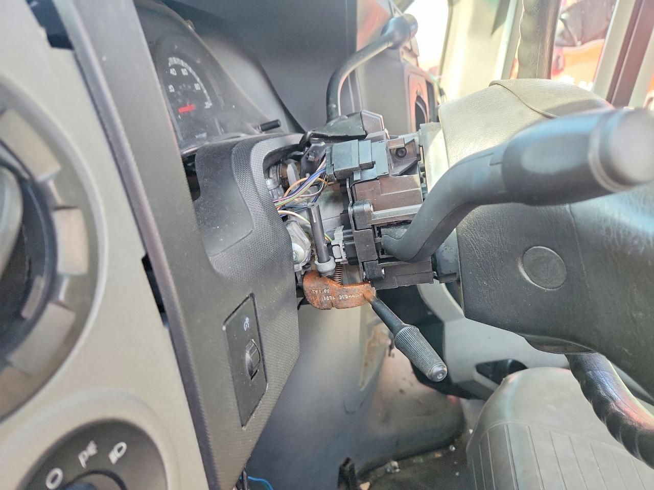 2009 Ford Econoline E350 Super Duty Cutaway Van