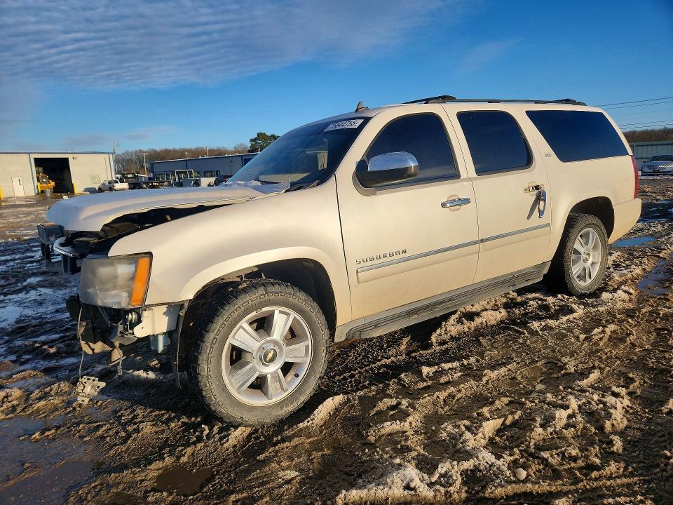 2010 Chevrolet Suburban C1500 ltz