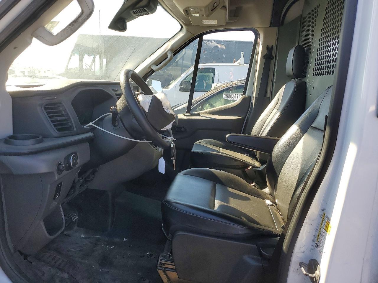 2022 Ford Transit 250 Delivery Van