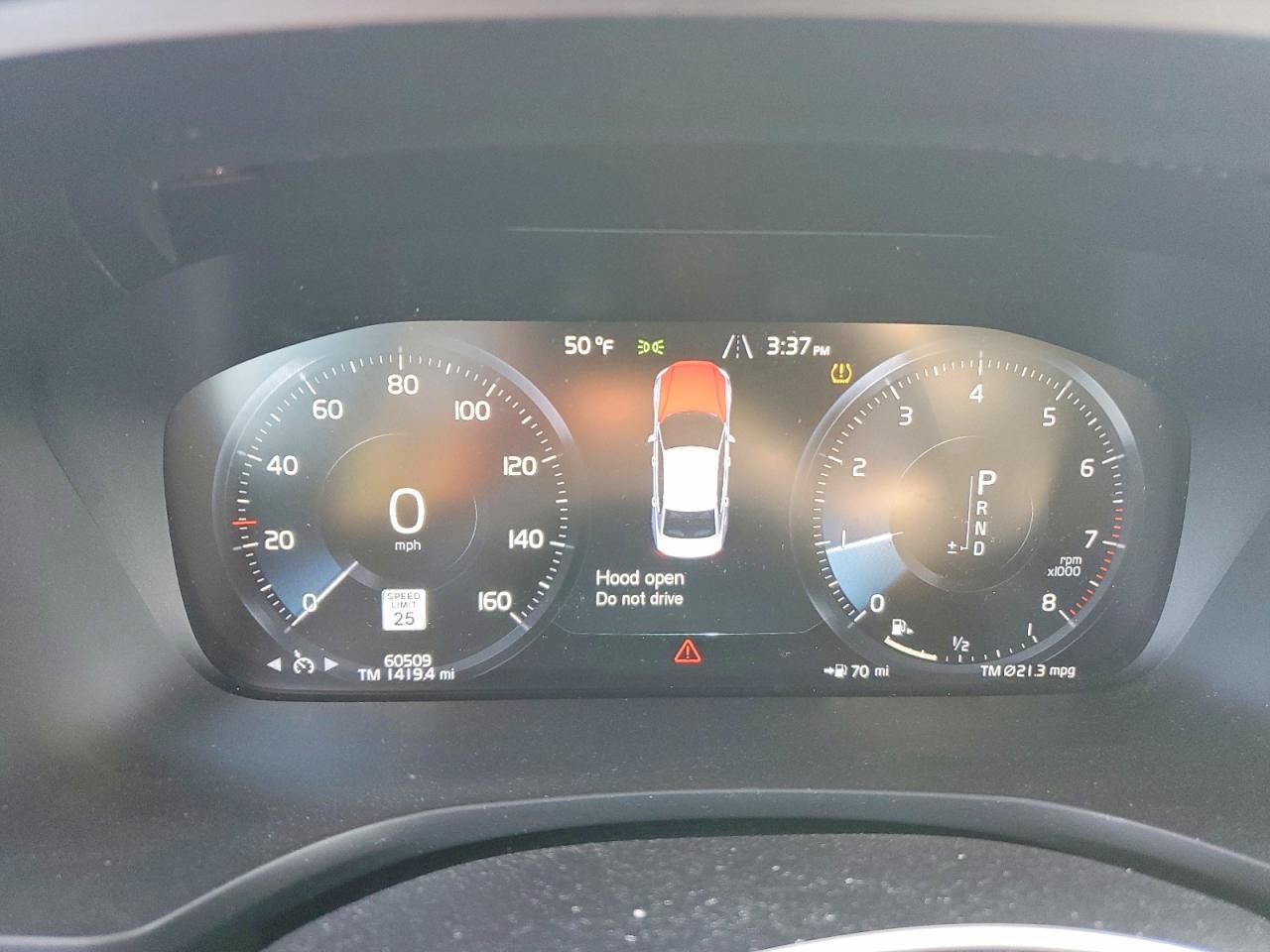 2020 Volvo S60 T6 Momentum
