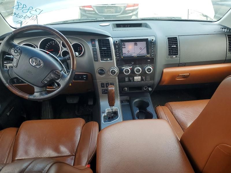 2010 Toyota Sequoia Platinum
