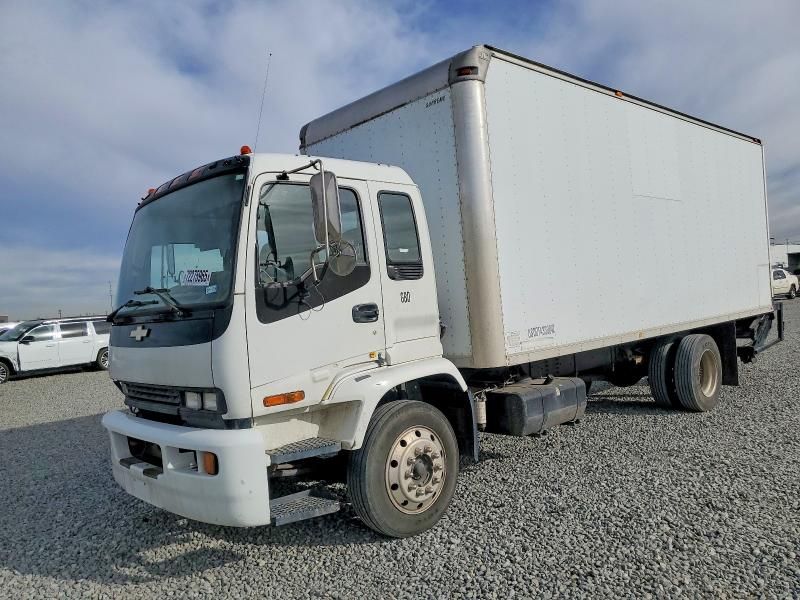 2005 Chevrolet T7500 BOX Truck