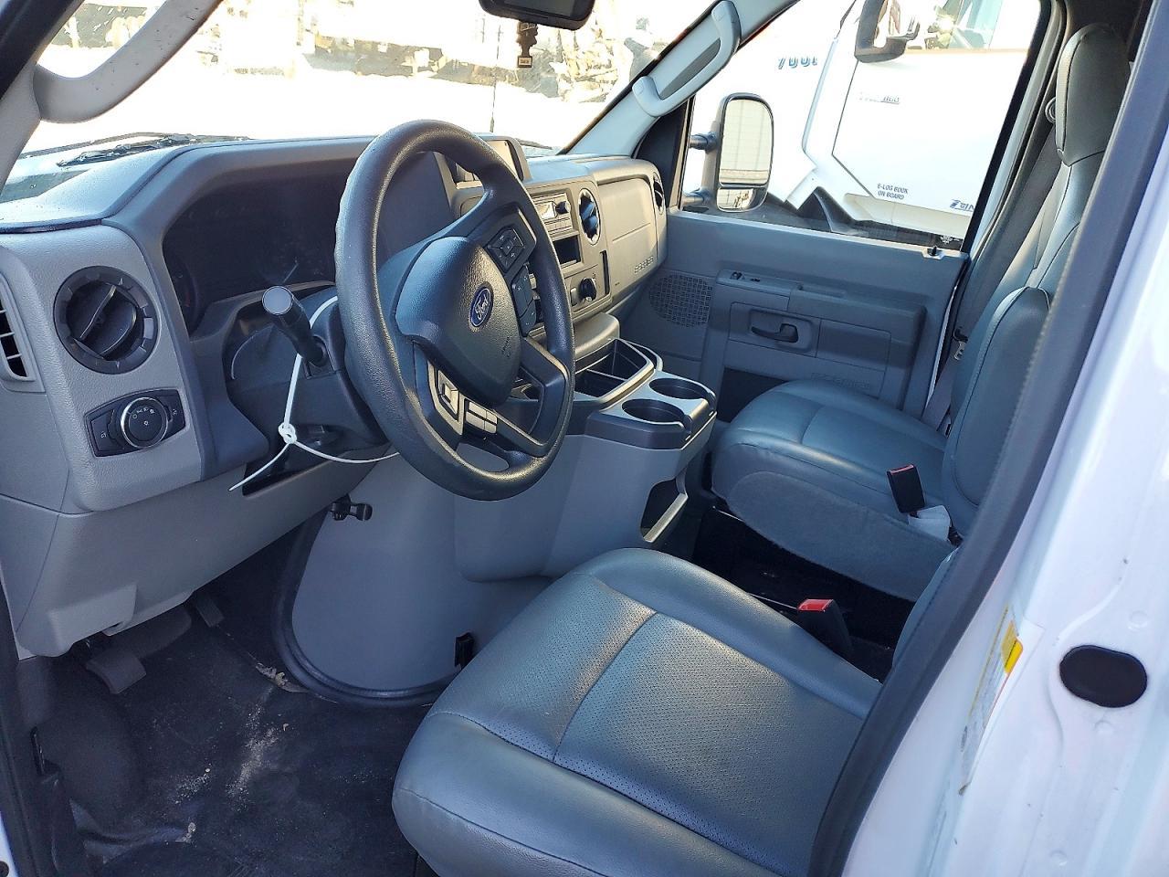 2023 Ford E350 BOX Truck