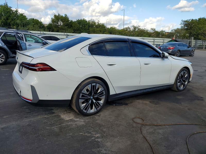 2024 BMW 530 i