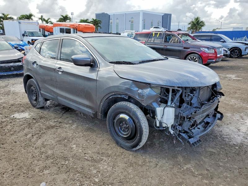2017 Nissan Rogue Sport s