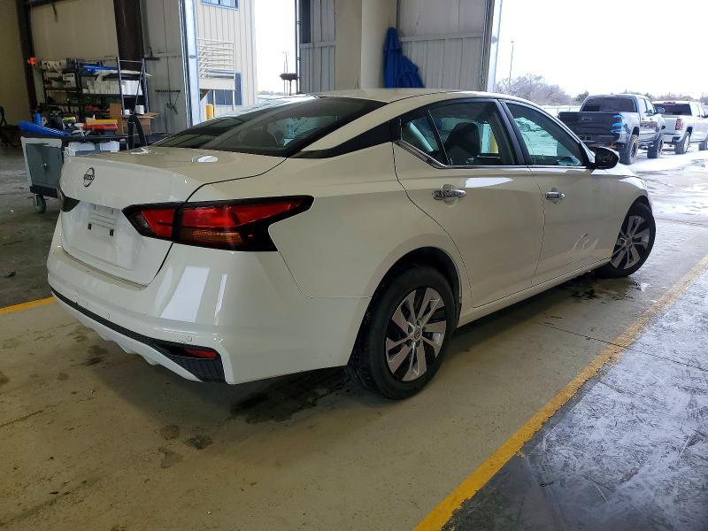 2024 Nissan Altima 2.5 s