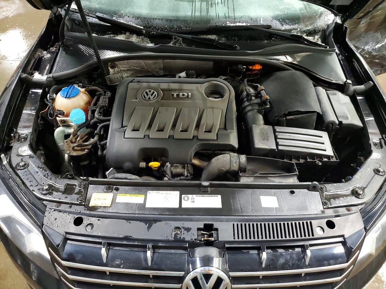 2014 Volkswagen Passat se