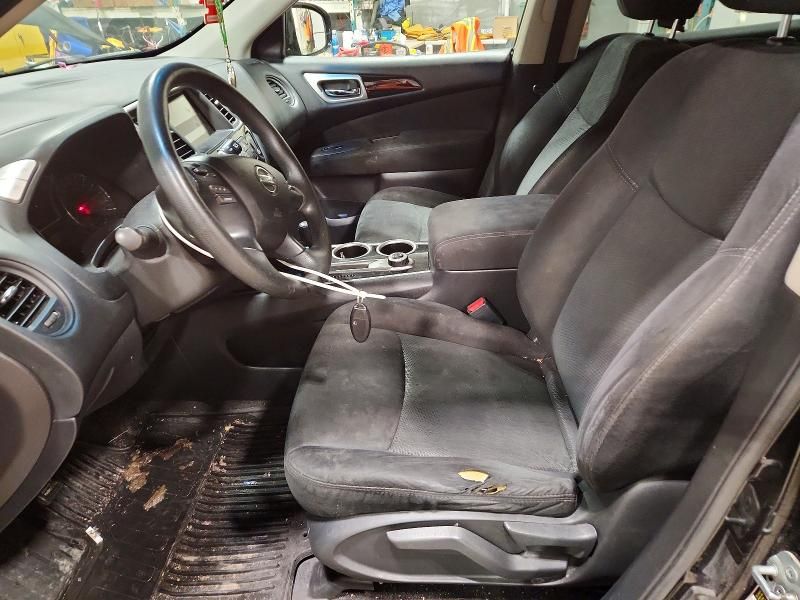 2015 Nissan Pathfinder s