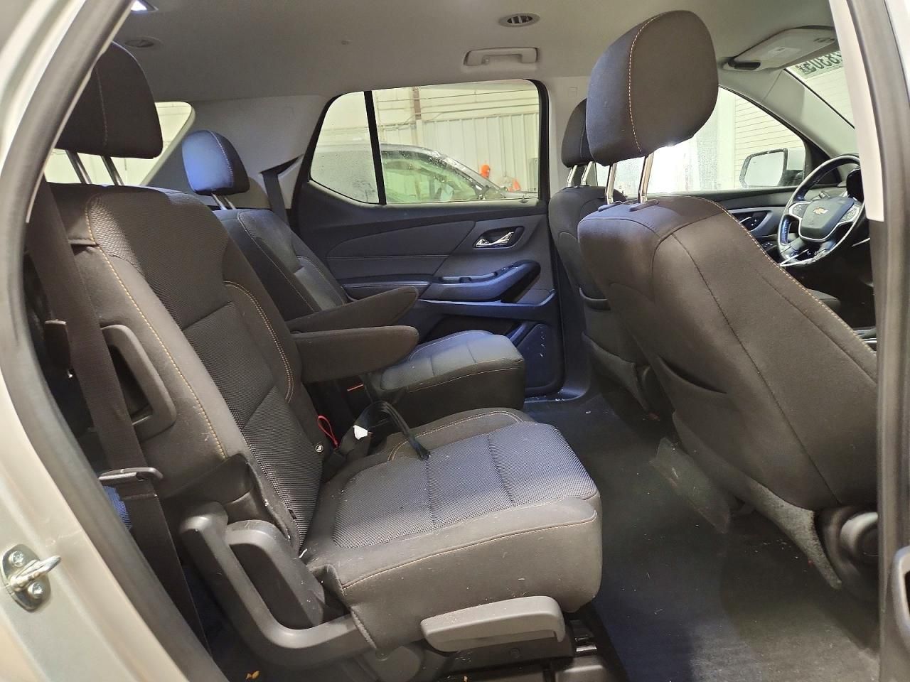 2020 Chevrolet Traverse lt