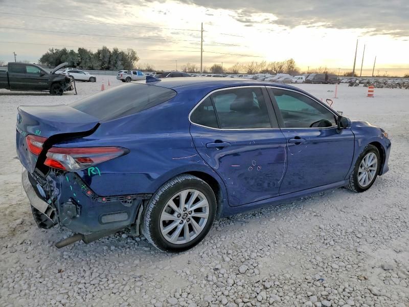 2023 Toyota Camry le