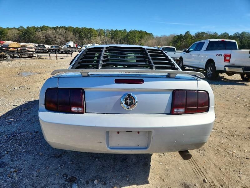 2005 Ford Mustang