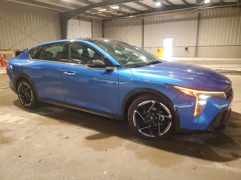 2025 KIA K4 gt Line
