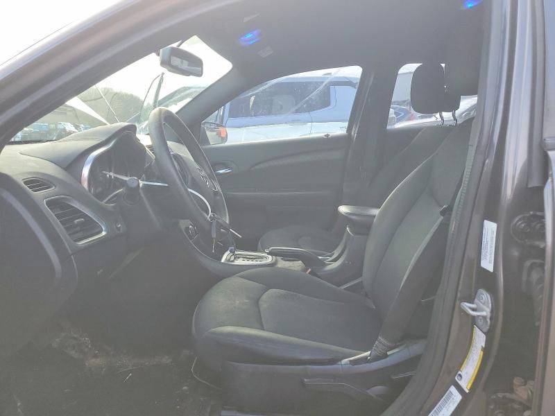 2014 Dodge Avenger se