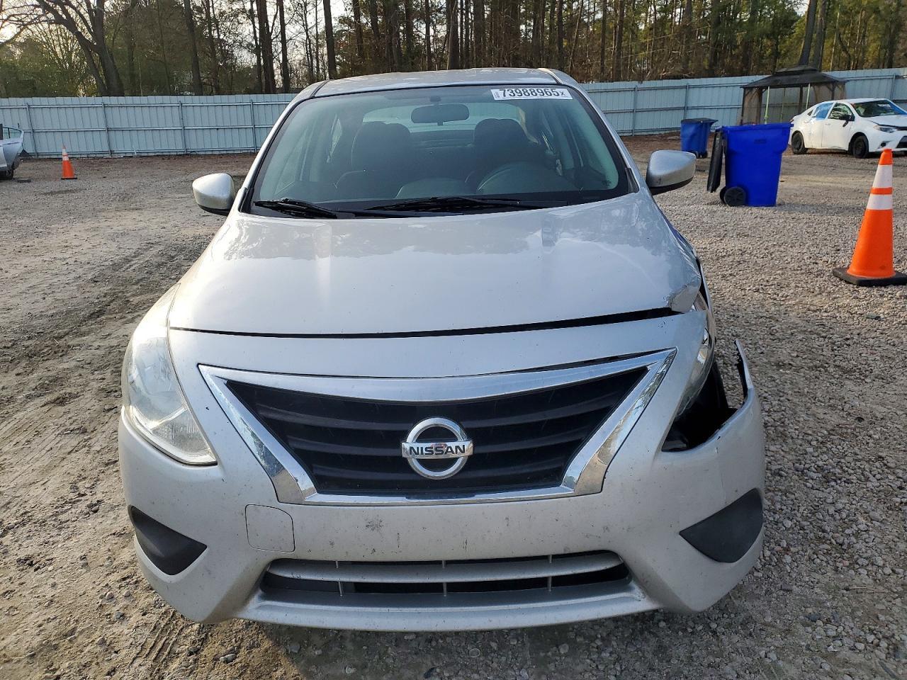 2018 Niss Versa s Plus
