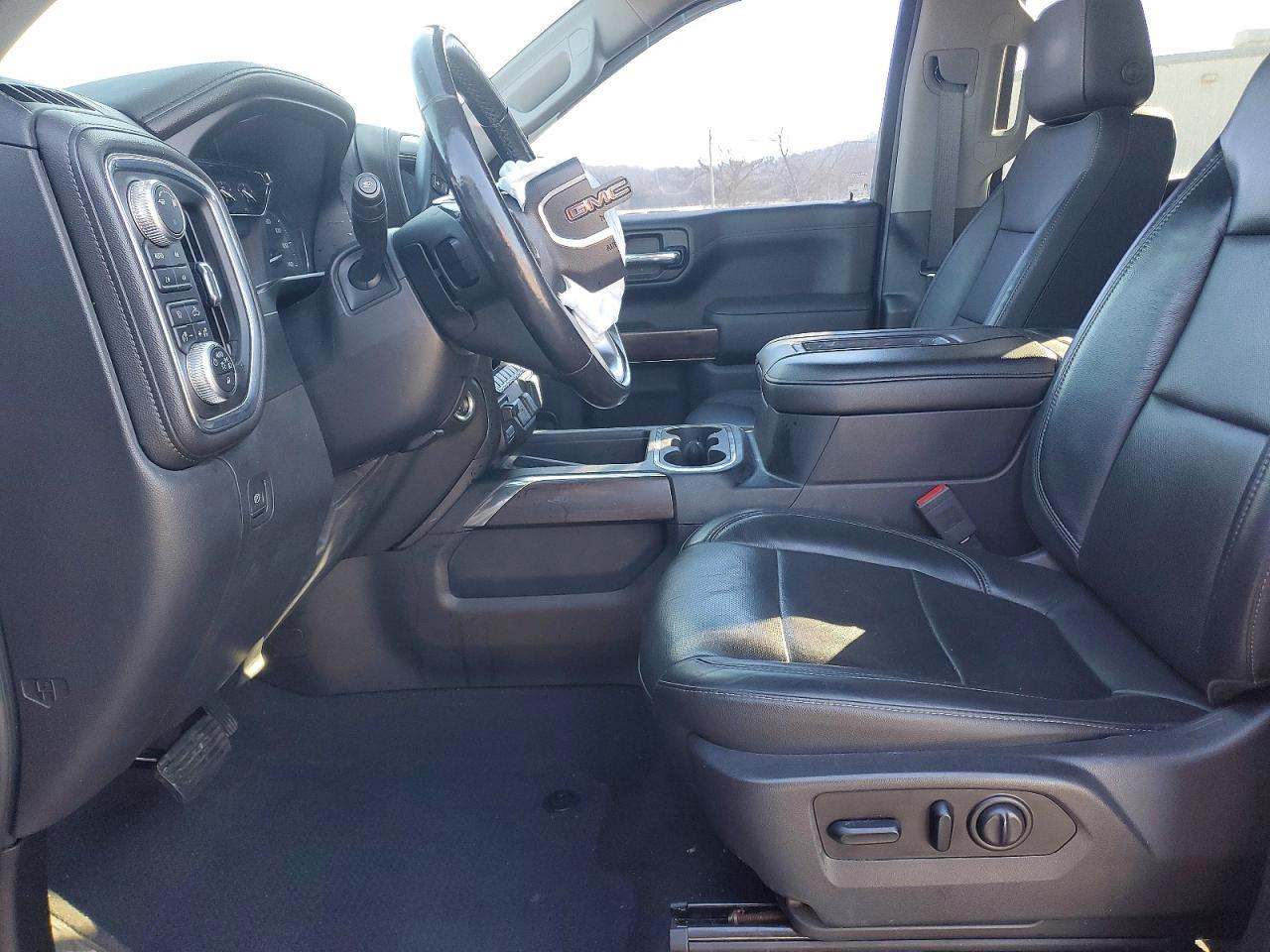 2019 GMC Sierra K1500 slt