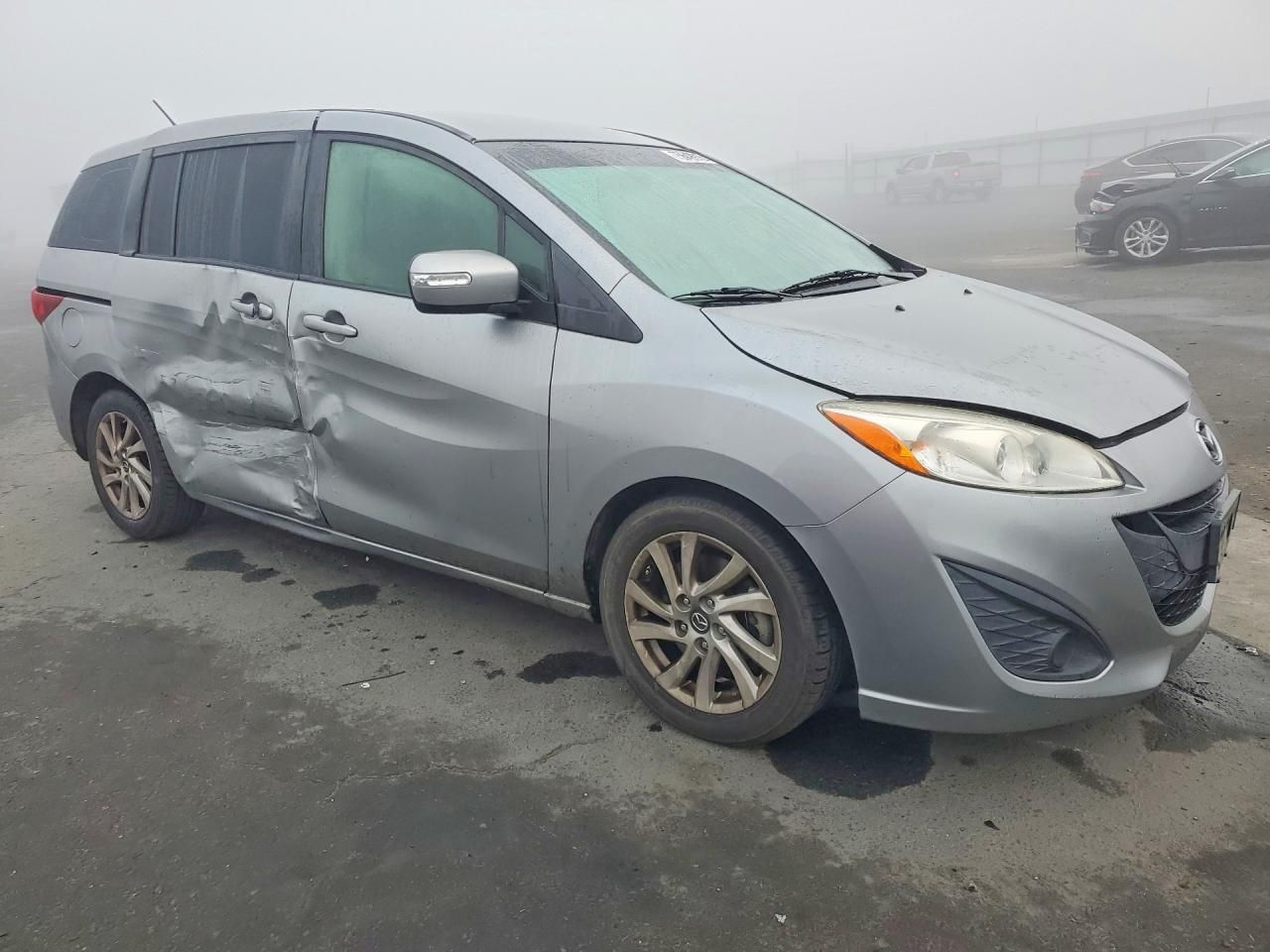 2014 Mazda 5 Sport