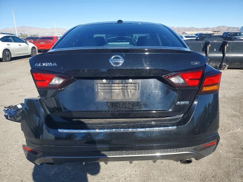 2021 Nissan Altima sr