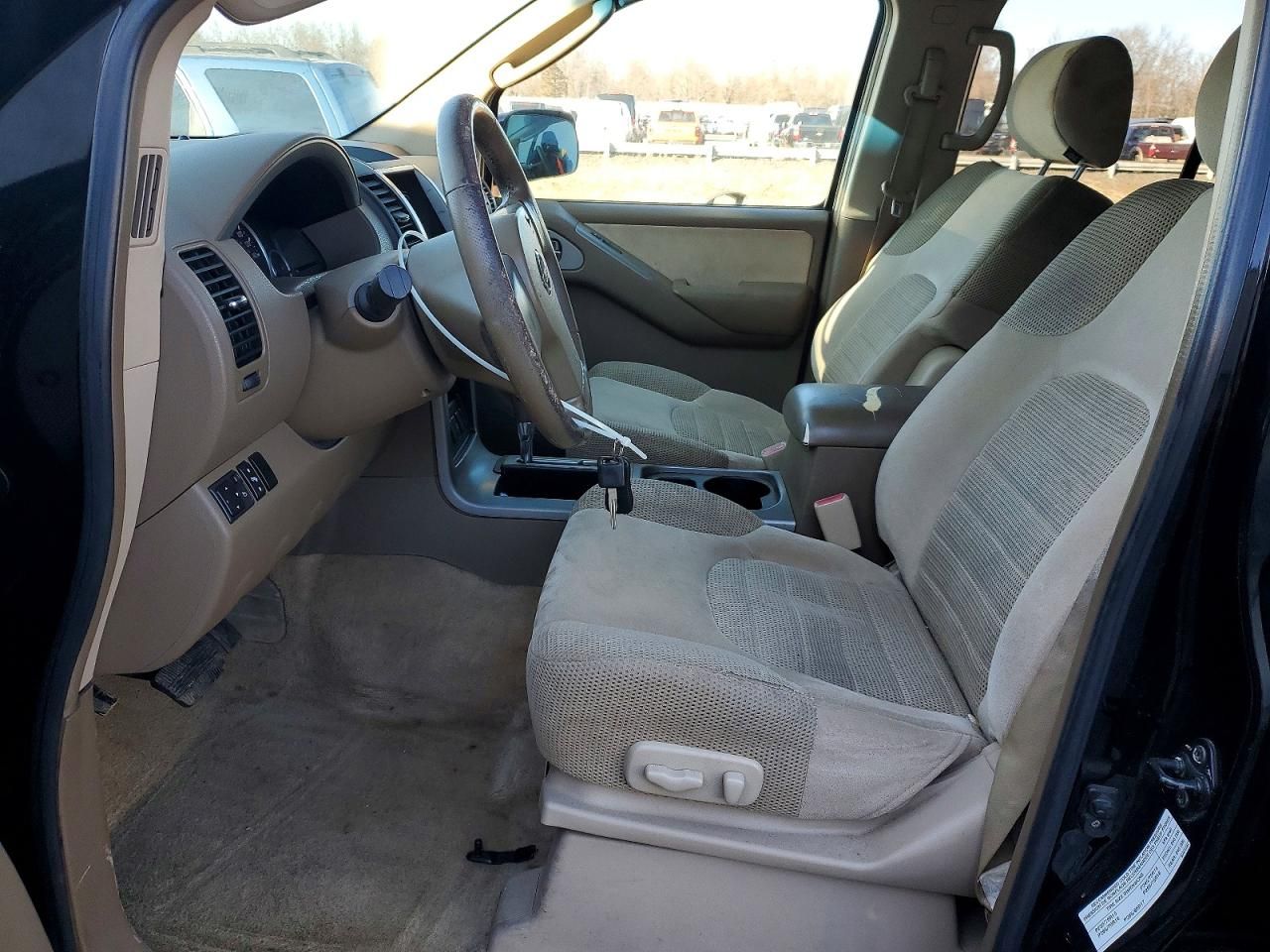 2005 Nissan Pathfinder le