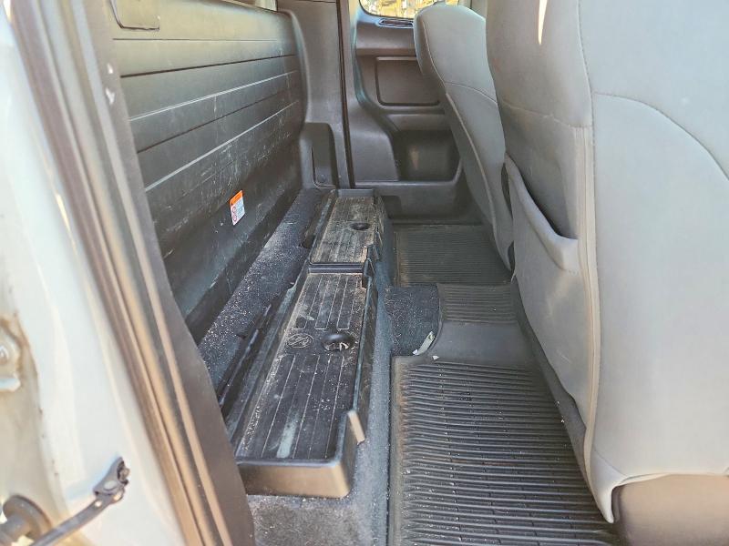 2020 Toyota Tacoma Access cab