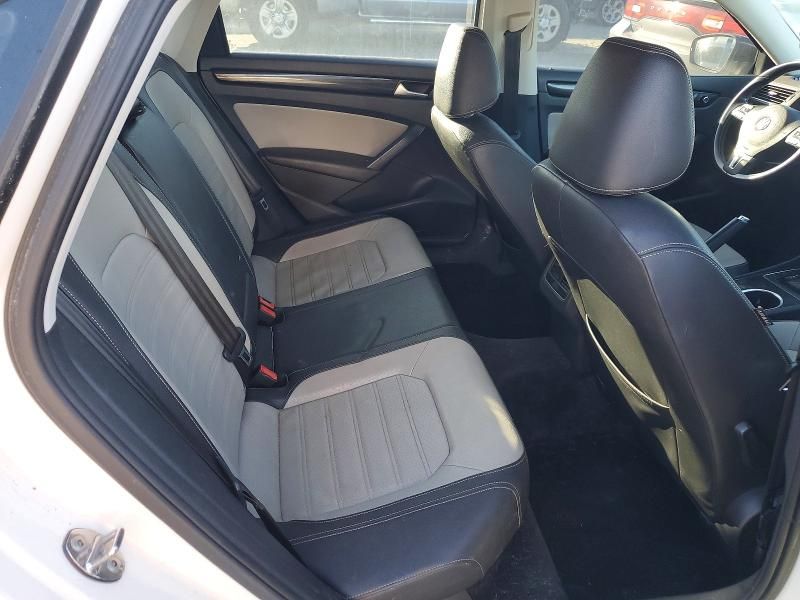 2015 Volkswagen Passat se