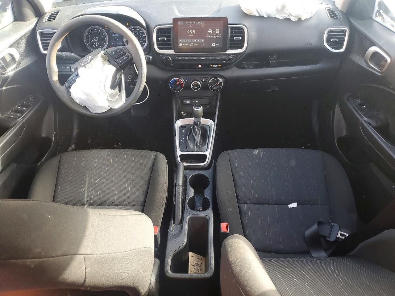 2022 Hyundai Venue se