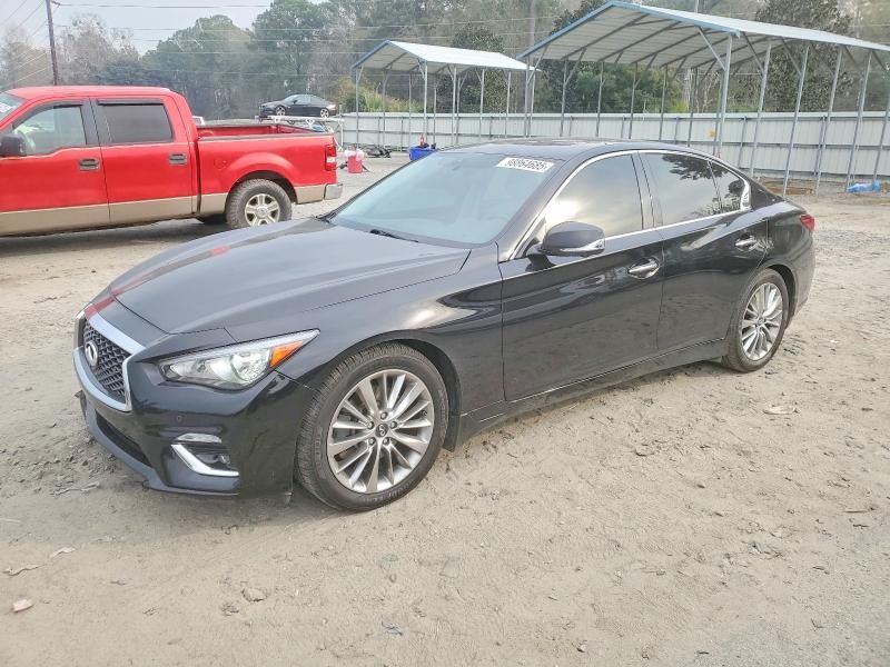 2018 Infiniti Q50 Luxe