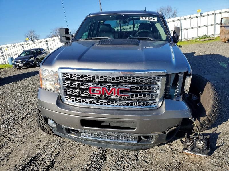 2014 GMC Sierra K2500 Denali