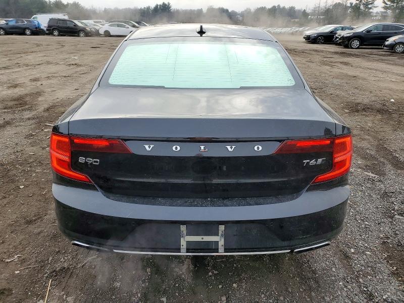 2018 Volvo S90 T6 Inscription