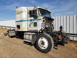 Salvage cars for sale from Copart Hammond, IN: 2007 Kenworth Construction T800