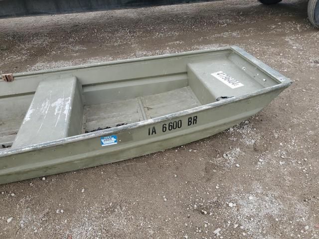 2008 Tracker Boat