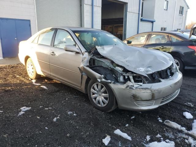 2005 Toyota Camry LE