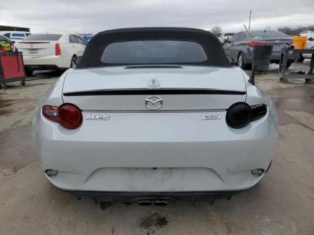 2016 Mazda MX-5 Miata Club